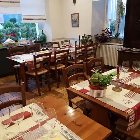 Chez Martine 2*
